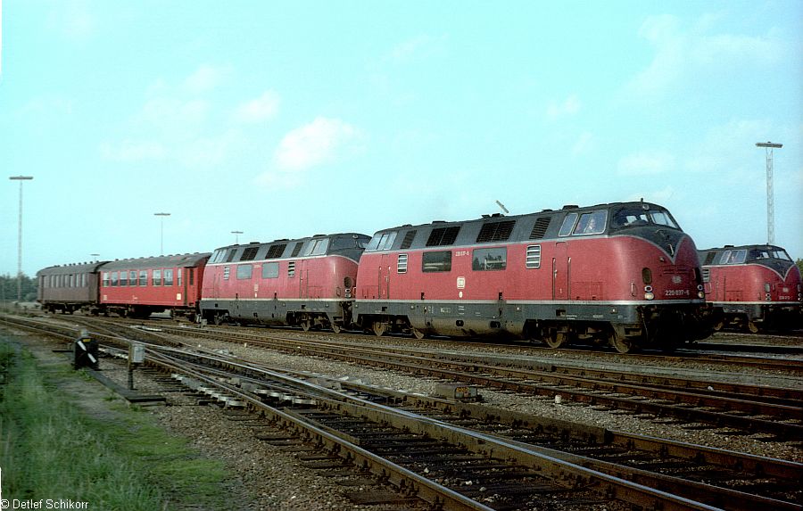 E 946 24-09-1981